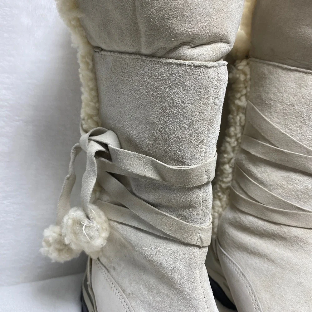 The North Face Womens Insulated Primaloft Shearling Boots Cream Suede  7‎